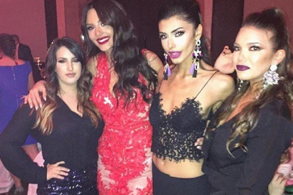 Ma, koja Bijonse, koja Rijana...  Ovo su svi džet set anonimusi kod Anastasije! I izgledali su bolje od holivudskih zvezda!