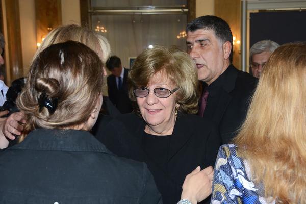 Zato su i Kinezi došli na sahranu: Pogledajte u Srbiji nikad viđenu Valterovu reklamu za kinesko tržište!