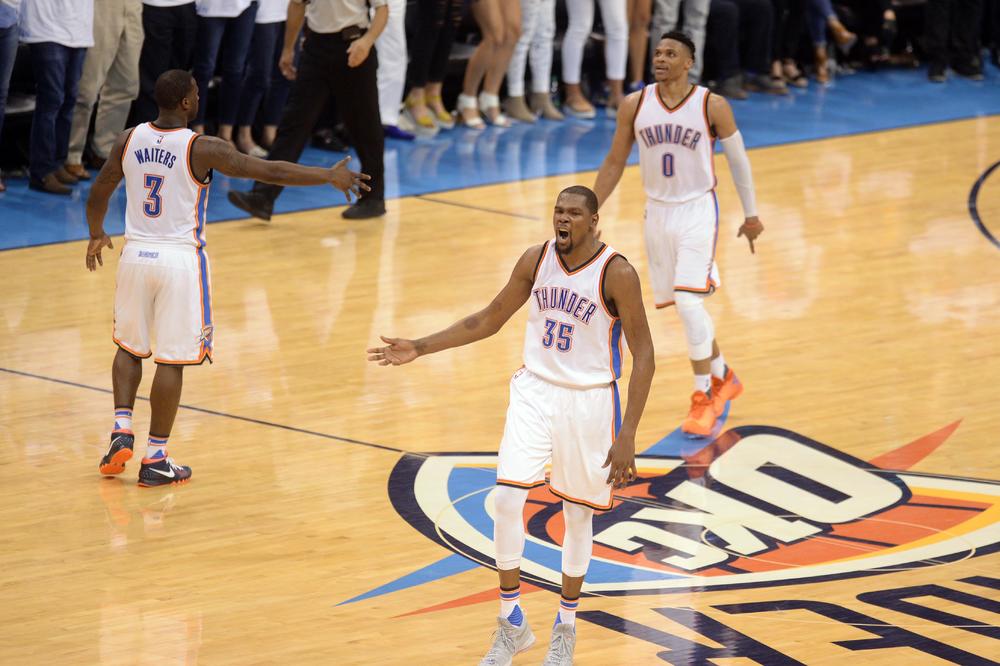 Izabrana idealna petorka NBA lige, a u njoj nema zverine koja pravi lom u plej-ofu! (VIDEO)