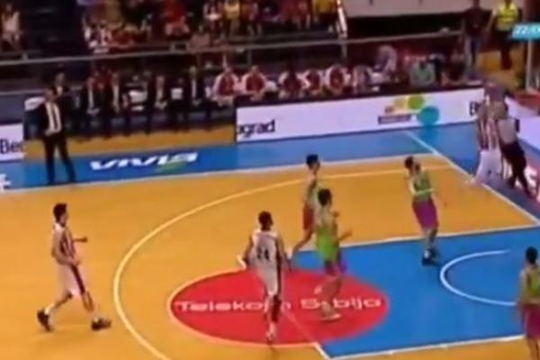 Kada Jović baci pas, alley-oop je neminovan! (VIDEO)