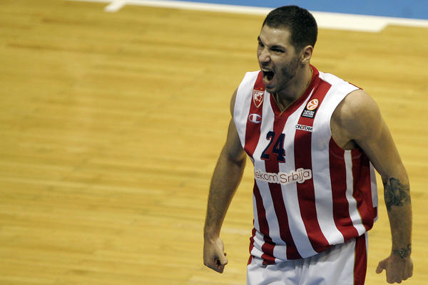 Ništa od ostanka u Zvezdi: Tri giganta evropske košarke u trci za potpis Stefana Jovića!? (FOTO)