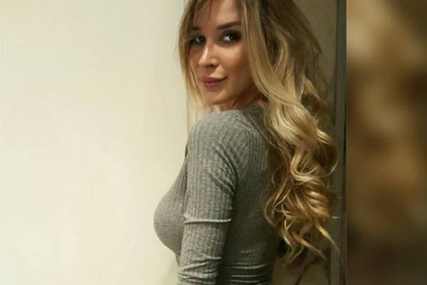 Podigla temperaturu: Džajina ćerka pokazala savršeno telo u bikiniju! (FOTO)