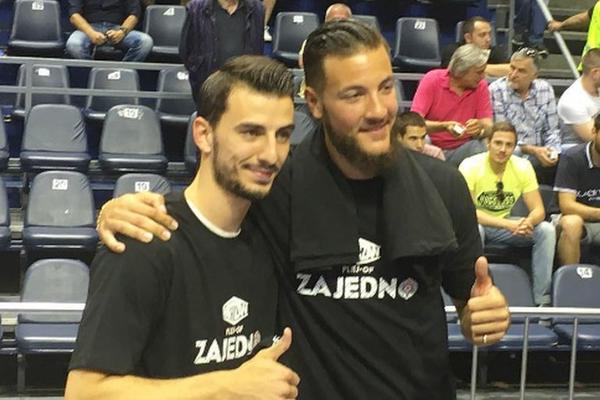 Lovernj i Vesterman sa posebnim majicama stigli u Pionir! (VIDEO)