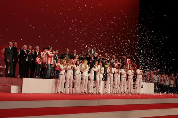 Svima su aplaudirali, ali kad je on izašao na binu, Delije su bile najglasnije! (VIDEO)