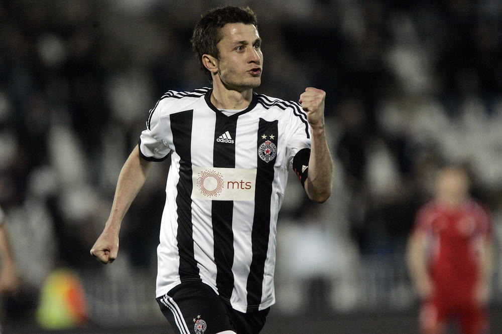 KAO I UVEK, SKROMAN: Reči Saše Ilića posle novog potpisa nikoga neće ostaviti ravnodušnim! (VIDEO)