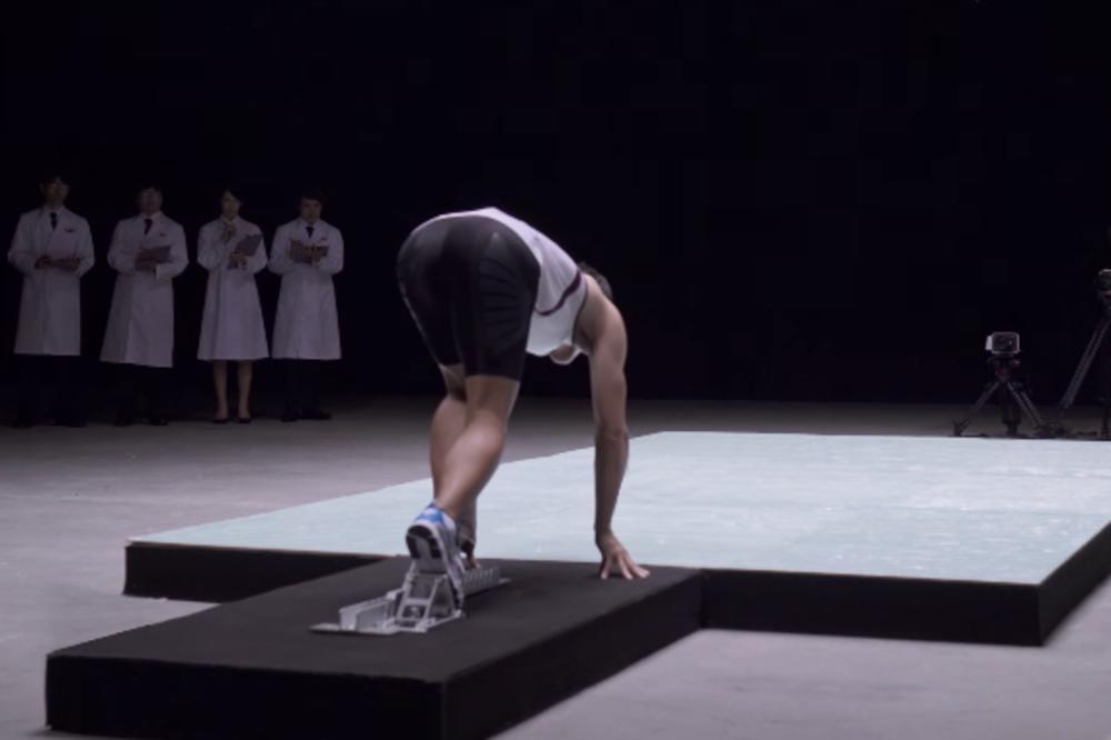 Japanska reklama za ovo sredstvo protiv insekata nije normalna! (VIDEO)