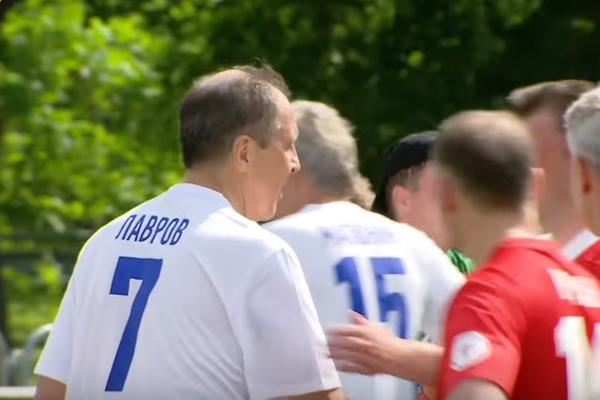 Kad ministar dribla: Lavrov  je ruski Ronaldo (VIDEO)