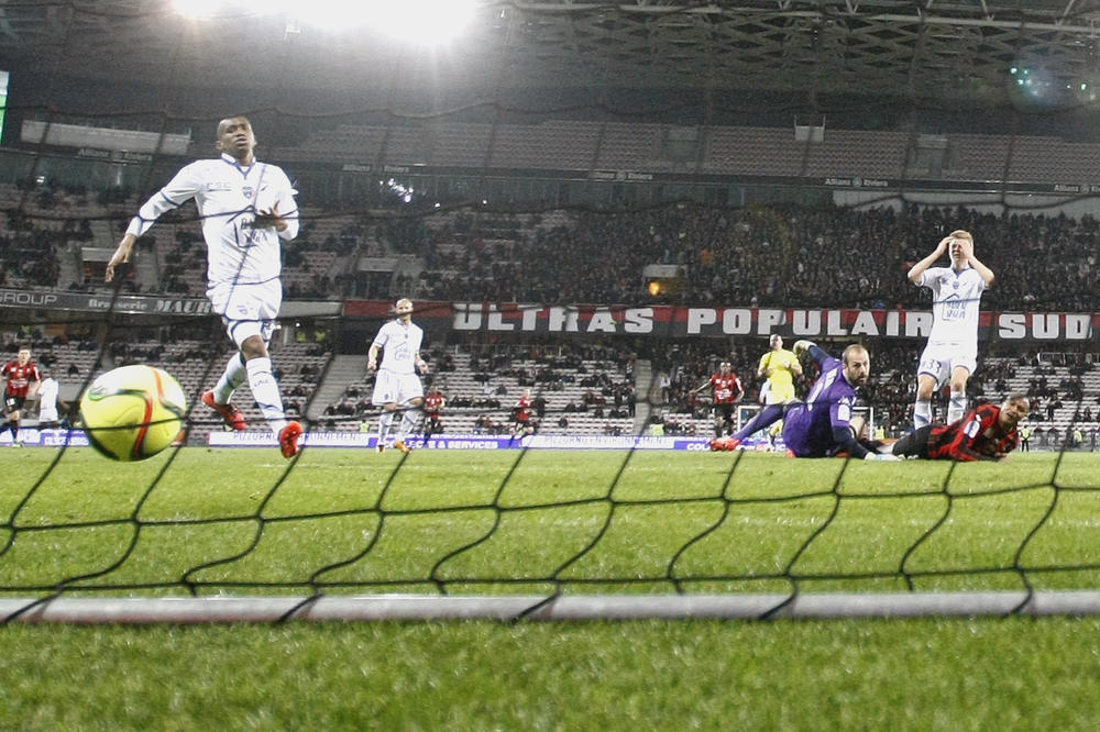 Njima bi gol dala i selekcija Espresa: 7 najgorih odbrana u protekloj sezoni! (VIDEO)