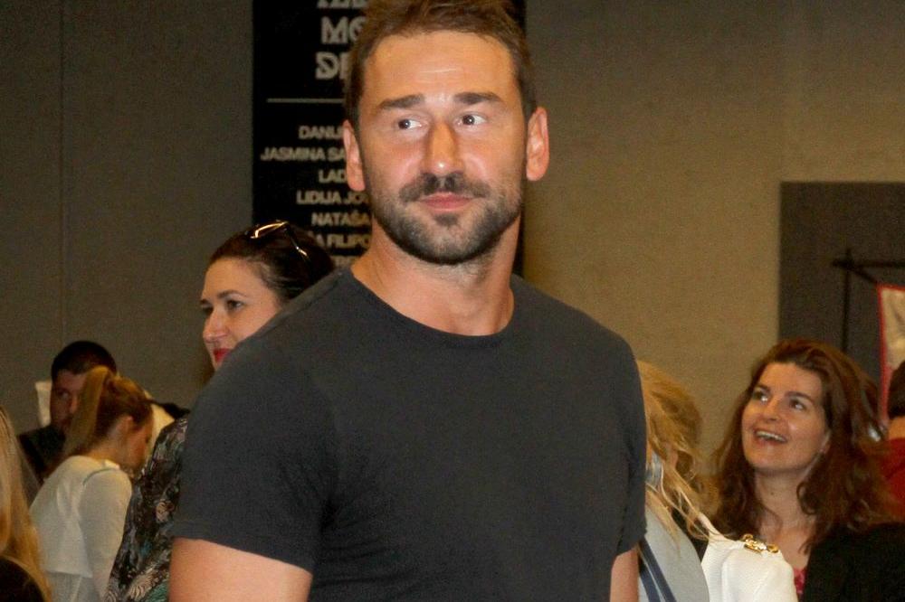 NEĆE VIŠE DA ĆUTI: Jarić se oglasio o navodima da je sa Lukasovom i ženom i zapušio usta svima!