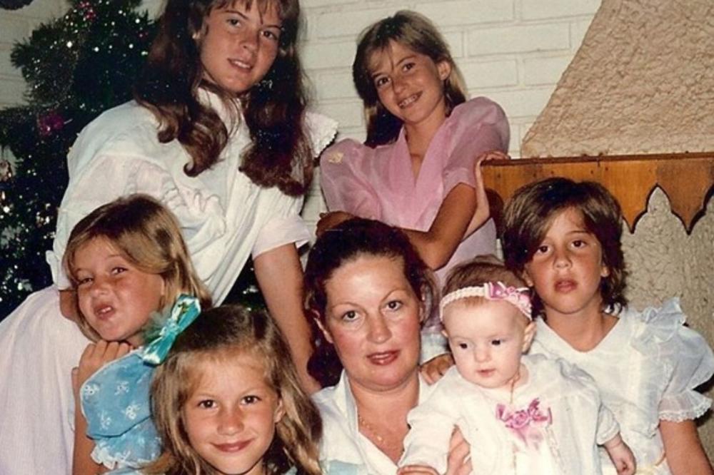 A zvali je žirafa! Ova ružna devojčica je danas najlepša žena sveta! (FOTO)