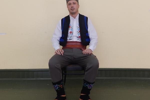 Jelek, anterija i opanci, po tome se znaju Dverjanci: Evo kako će Boško Obradović ući u Skupštinu