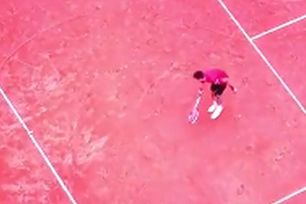 Novak je na najoriginalniji način proslavio osvajanje Rolan Garosa! (VIDEO)