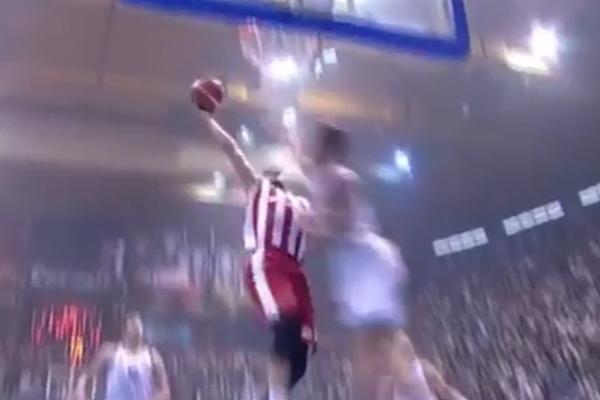 Murić se našao na posteru Micića, a plej Zvezde umalo da ozbiljno nagrabusi! (VIDEO)