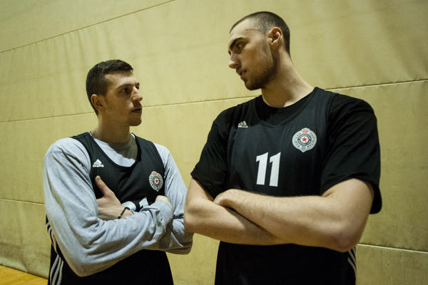 Zvezda ponudila ugovor Milutinovu i Milosavljeviću! Jedan je pristao!