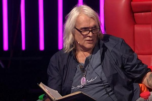 ZNATE LI KO JE ŽENA PO KOJOJ JE NASTALA PESMA"LUTKA SA NASLOVNE STRANE"? Čelična LEJDI koja izgledom HIPNOTIŠE