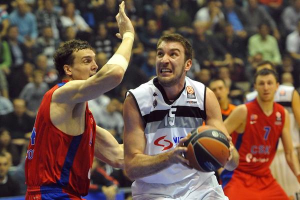 Srpska imperija u Unikahi se proširuje: Bivši centar Partizana stigao u Malagu! (FOTO)