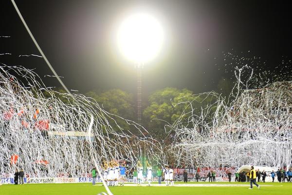 Novo navijačko ubistvo u Argentini: Vođa izrešetan nasred ulice! (VIDEO)