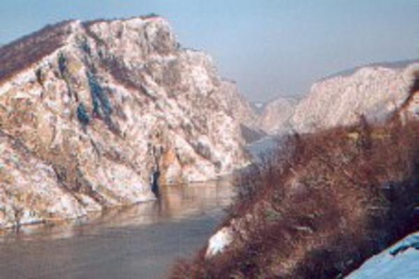 ČETIRI ŽENE NESTALE KOD ĐERDAPSKE KLISURE: U toku je akcija SPASAVANJA! Uključeni spasioci GORSKE SLUŽBE!