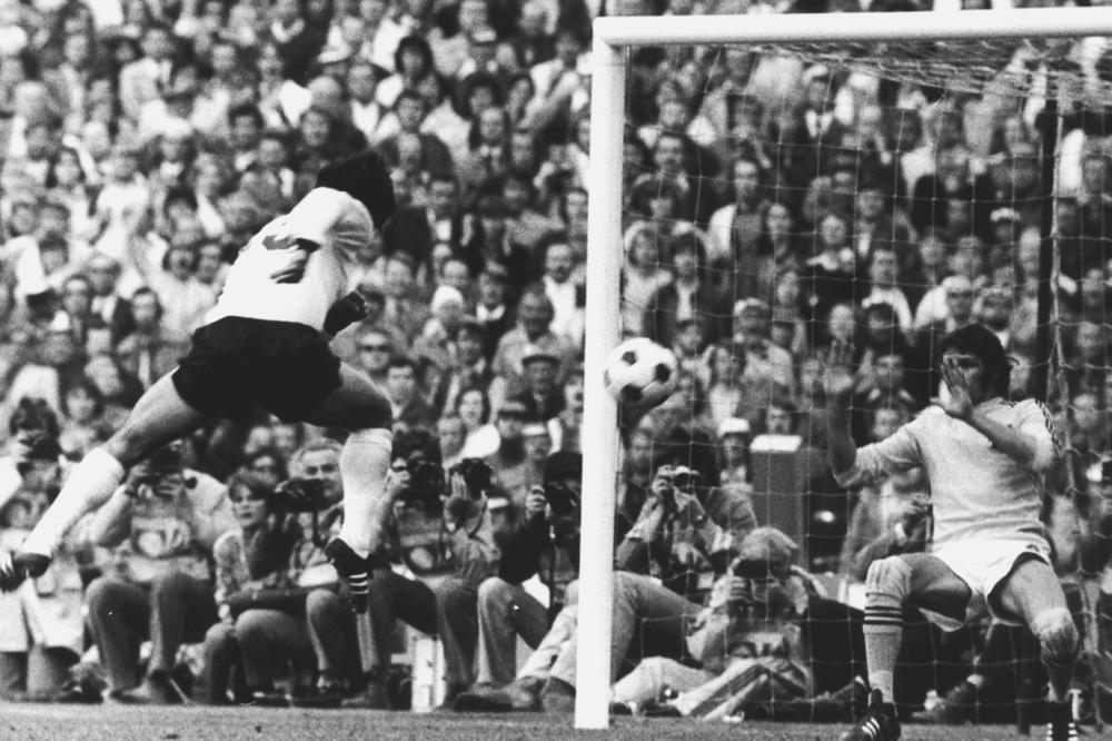 Imali su ubilački instinkt za gol: Napadači koji su bili košmari za golmane na EP! (VIDEO)