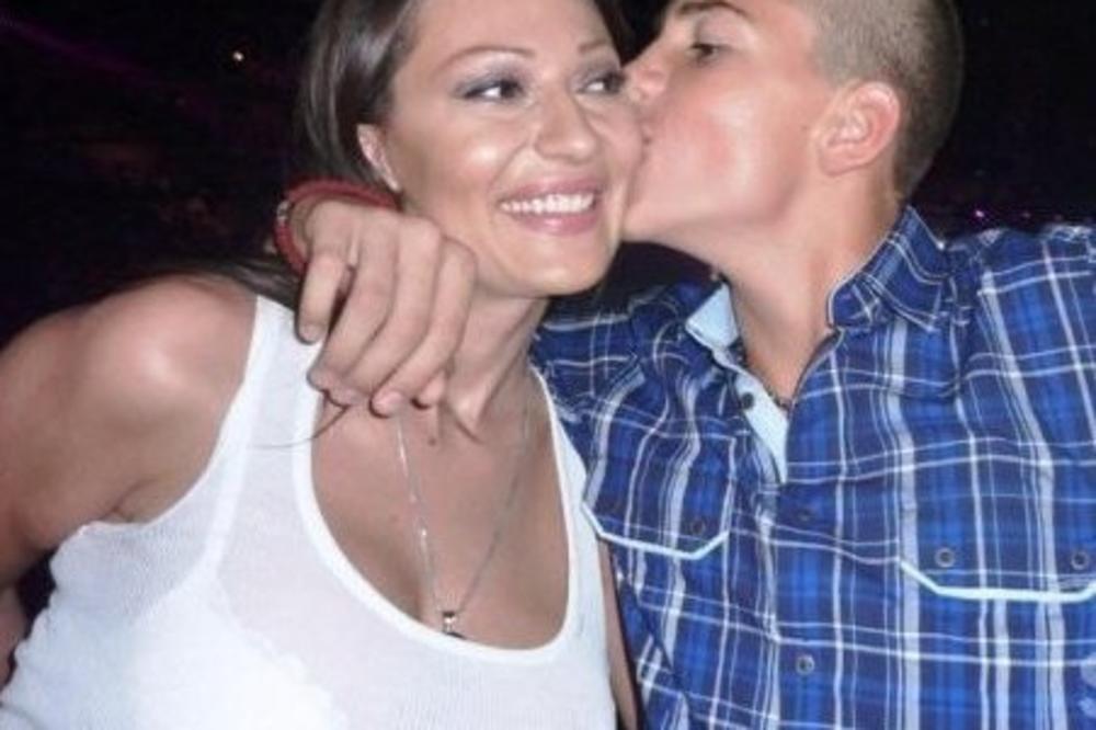 Ceca ovo Veljku nikad neće oprostiti: Evo šta je objavio i kako ju je ponizio! (FOTO)