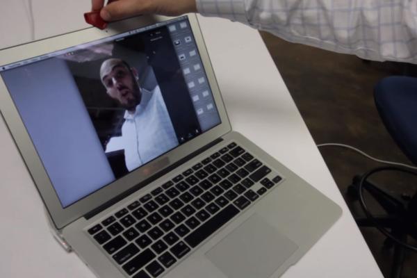 Pokrivate li kameru na laptopu? Posle ovog teksta ćete početi (FOTO) (VIDEO)