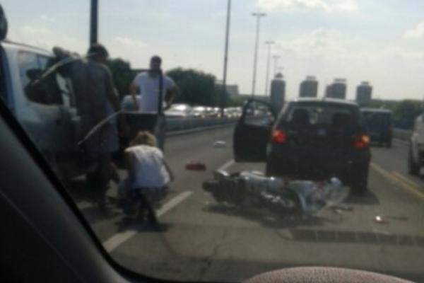 Kolaps u centru Beograda: Haos zbog dva udesa, sve stoji! (FOTO)