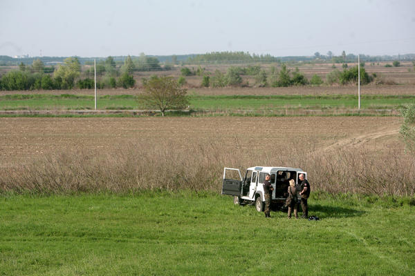 PRONAĐENO OBEZGLAVLJENO TELO U FAZI RASPADANJA! Horor u Srpskoj Crnji!