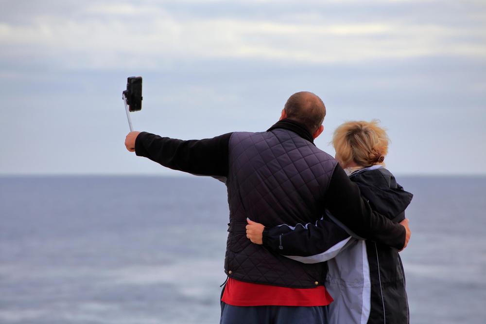 Želite da ostavite komentar na Fejsu? A, zašto ne biste ostavili snimak? (FOTO)