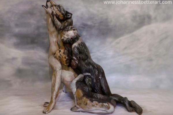 Šta vidite na slici: Da li je ovo Vuk ili su 3 gole žene? (VIDEO)