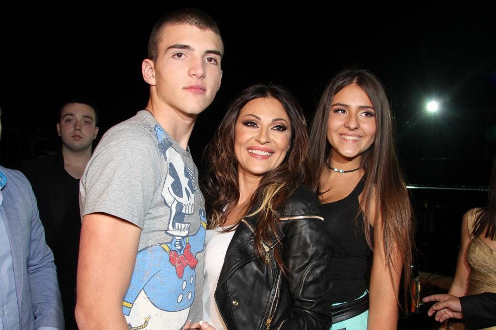 Ceca Anastasiji i Veljku strogo zabranila da se druže s ovim likom! Goca Božinovska će poludeti! (FOTO)