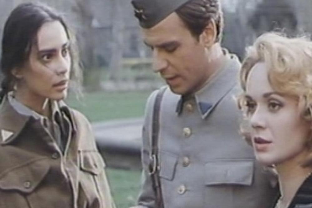 Uzdrmala je Jugoslaviju golim scenama sa devojkom, predviđali su joj sjajnu karijeru - a onda je nestala! (FOTO)