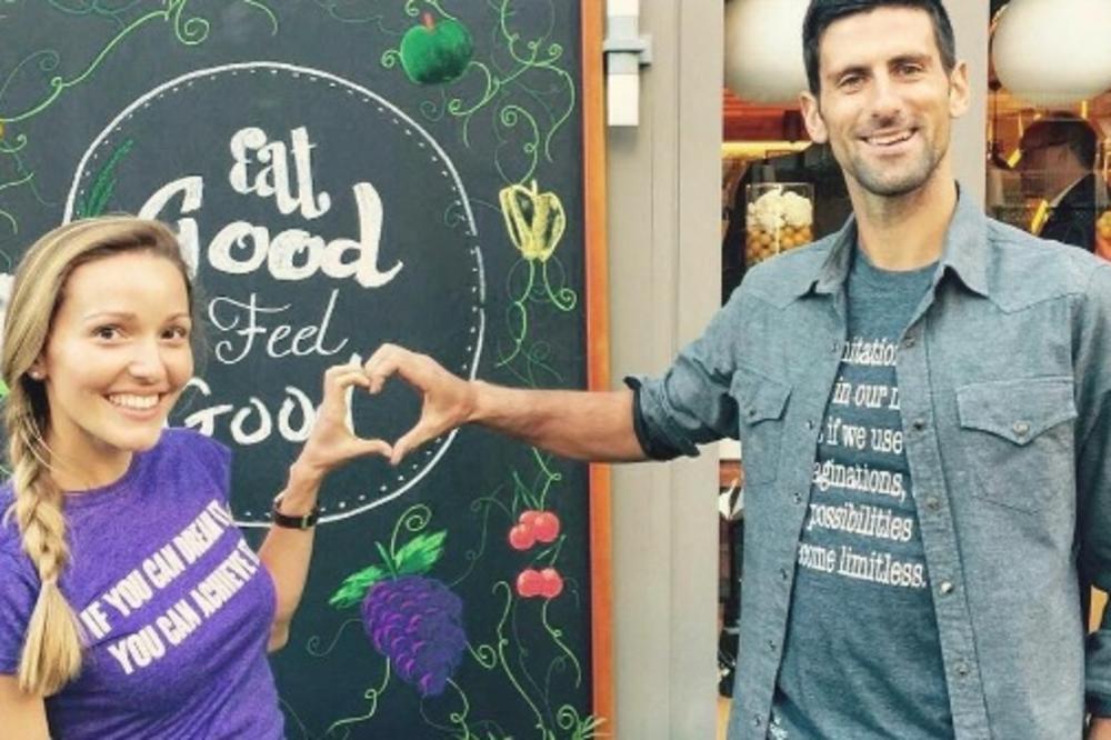 Nole i Jeca blistali na proslavi! Obukli se isto, a tek kad vidite šta joj je Nole poklonio za rođ...