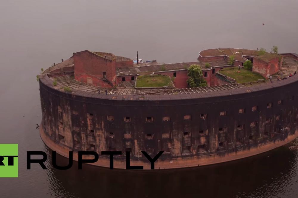 Veličanstveni snimak ruske odbrambene gromade koja je do sada bila daleko od javnosti! (FOTO) (VIDEO)