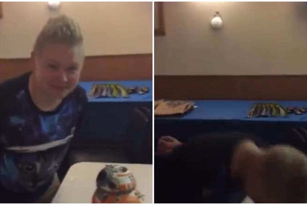 Proslavila je 30. rođendan,  a tortu je zabola glavom! Međutim... (VIDEO)