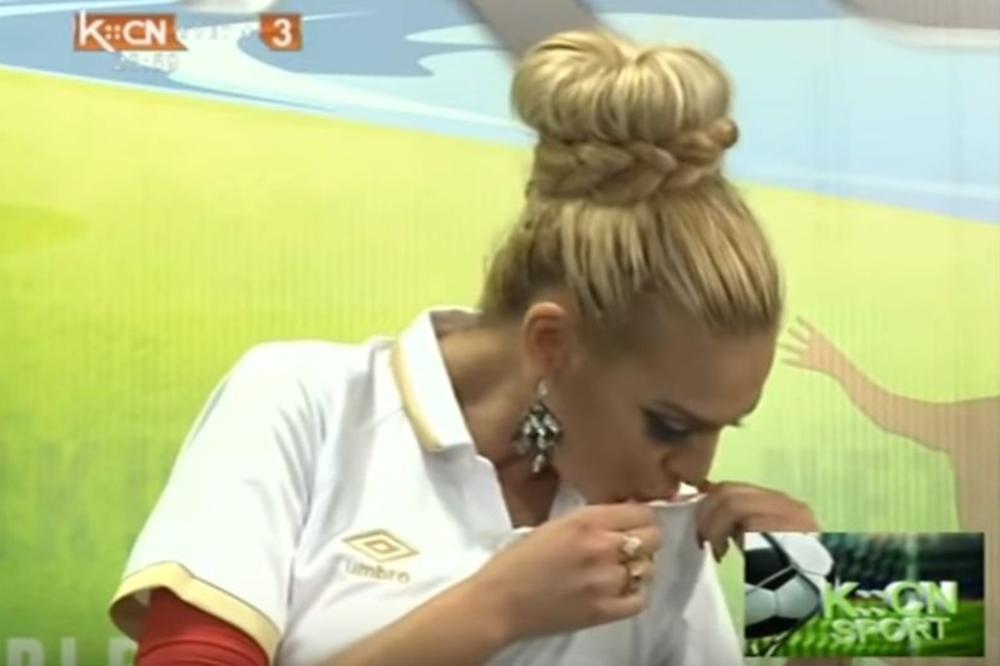 Splićanka u dresu Srbije: Ava Karabatić ljubila srpski grb! (VIDEO)
