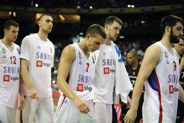 Sale i Srbija zatečeni: Nikola Milutinov odjavio reprezentaciju!