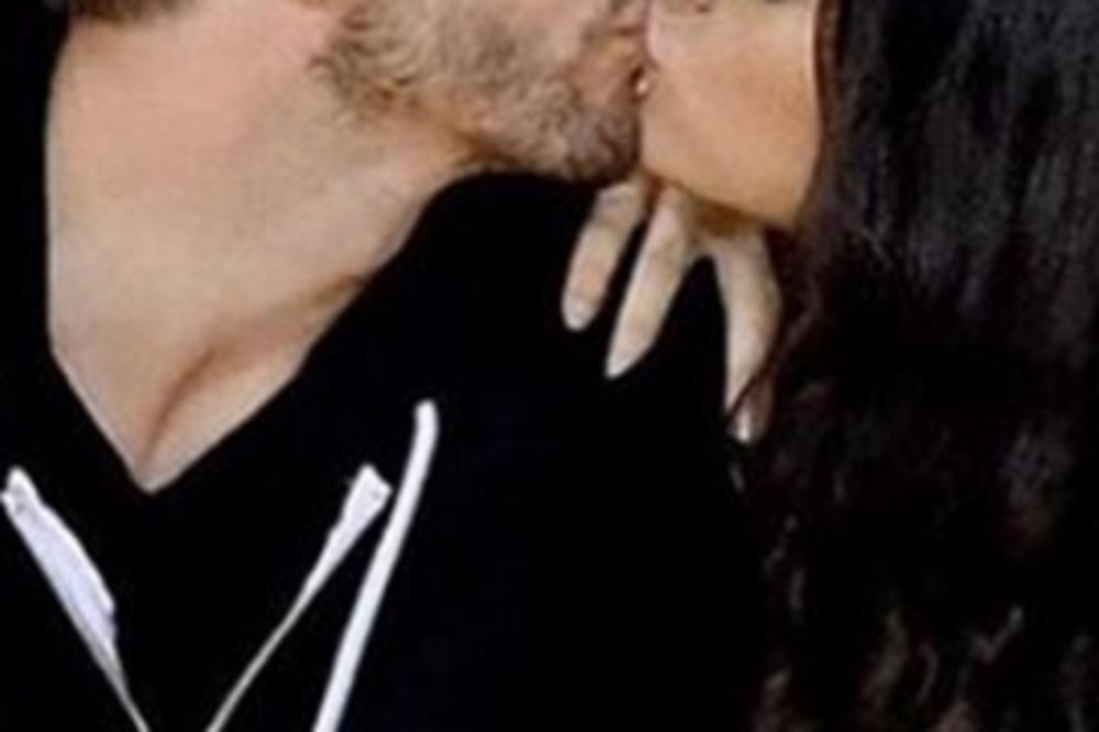 Stižu rodeee! Poznati par opet trudan! (FOTO)