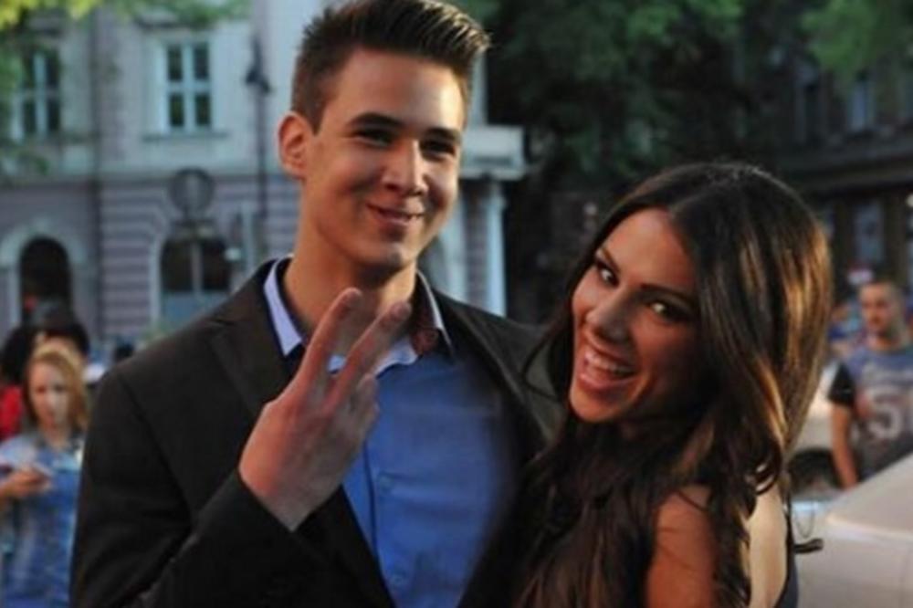 Maturant ima da prsne načisto - ovo je hteo sve vreme! Afrika napokon otkrila šta radi na jahtama...