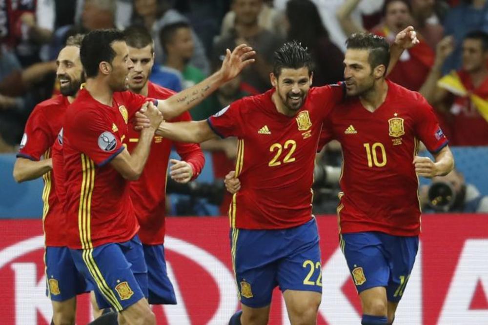 Furija pregazila Turke, Hrvati prokockali 2:0, Azuri u finišu do 1/8 finala! (FOTO) (VIDEO)