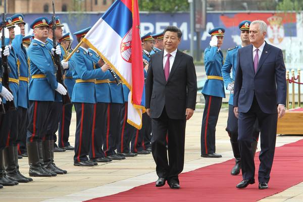 Počasni plotuni, garda, himne i Vučić dočekali Nikolića i Đinpinga ispred Palate Srbija! (FOTO)