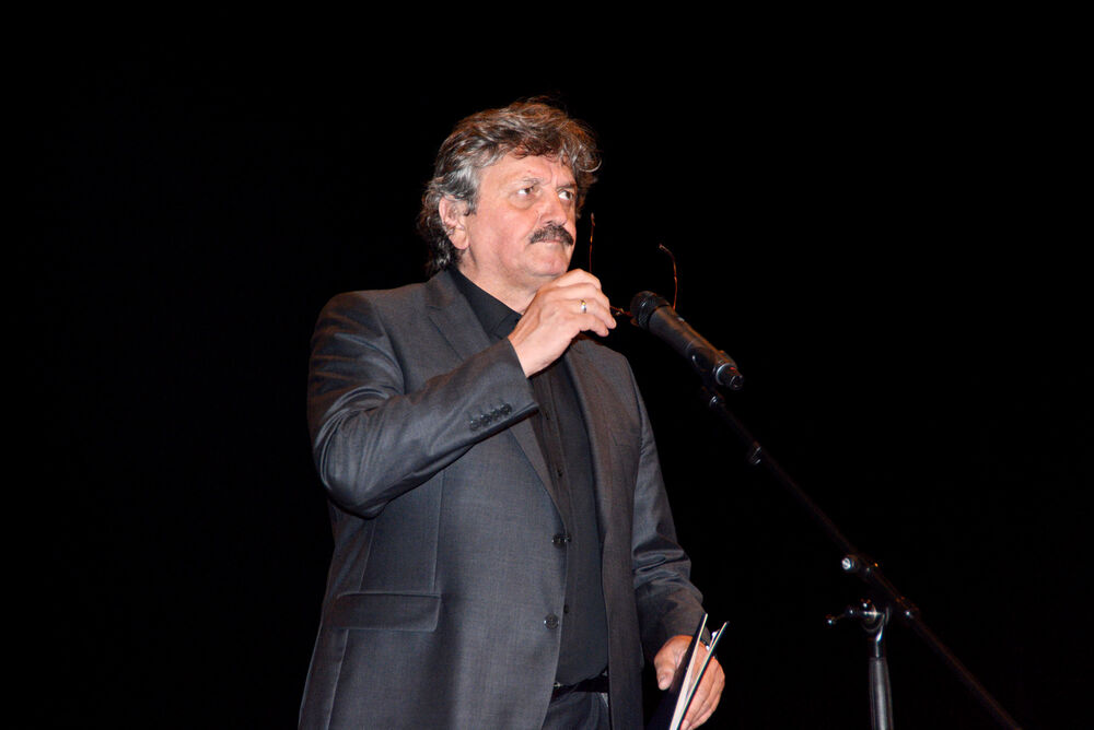 manda, radoš bajić