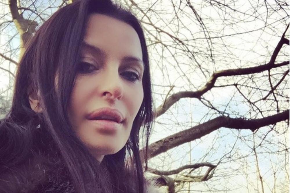 Nećete je prepoznati! Elena Karić šokirala sve novim imidžom (FOTO)