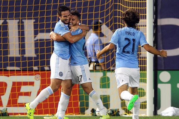 Meč za pamćenje: Legendarni trio porazio najboljeg, Pirlo postigao prvenac! (VIDEO)