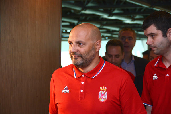 Sale Đorđević otkrio da se Milan Mačvan povredio njegovom krivicom! (VIDEO)