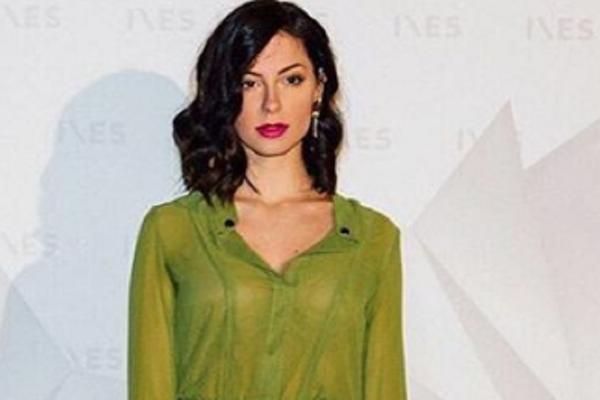 ZAMALO OSTALA ĆELAVA! Pogledajte kako sada izgleda lepa Sara Jo (FOTO)