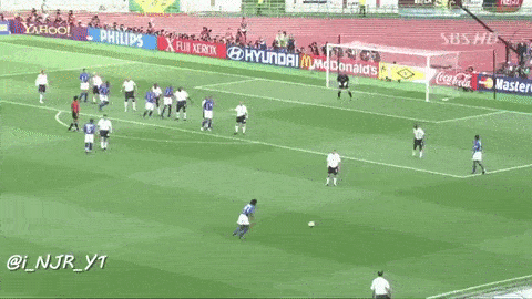 Dan kada je Ronaldinjo postigao gol zbog kog Englezi i dalje plaču! (VIDEO)