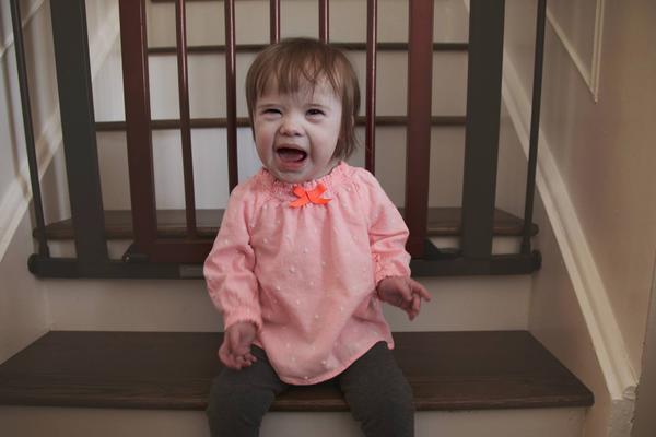 Svi su buljili u njenu ćerku, a onda joj je prišao nepoznati muškarac. Ono što je rekao je mamu ostavilo u suzama! (FOTO)