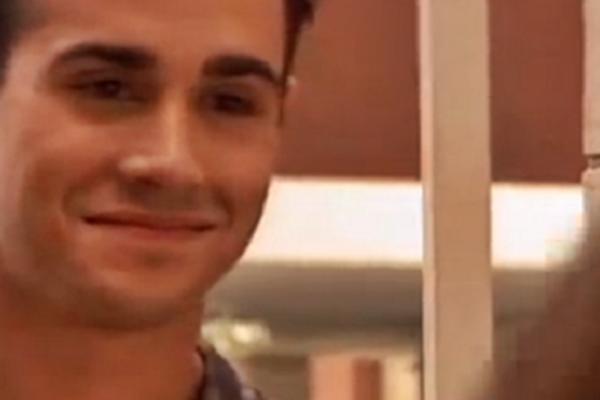 Devojčice su ludele za njim: Pogledajte kako danas izgleda nekadašnja tinejdž zvezda! (FOTO)