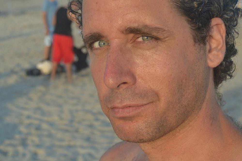 O njemu priča ceo svet: Nakon 10 godina braka supruga je saznala šta zapravo radi njen muž (FOTO)