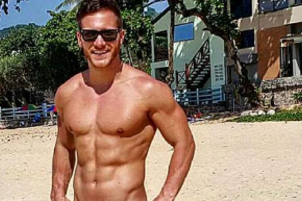 Mora da se kvarcala dok je bila trudna! Saša Kovačević prigrlio crnčiće, a jedan komentar je zasenio fotku! (FOTO)